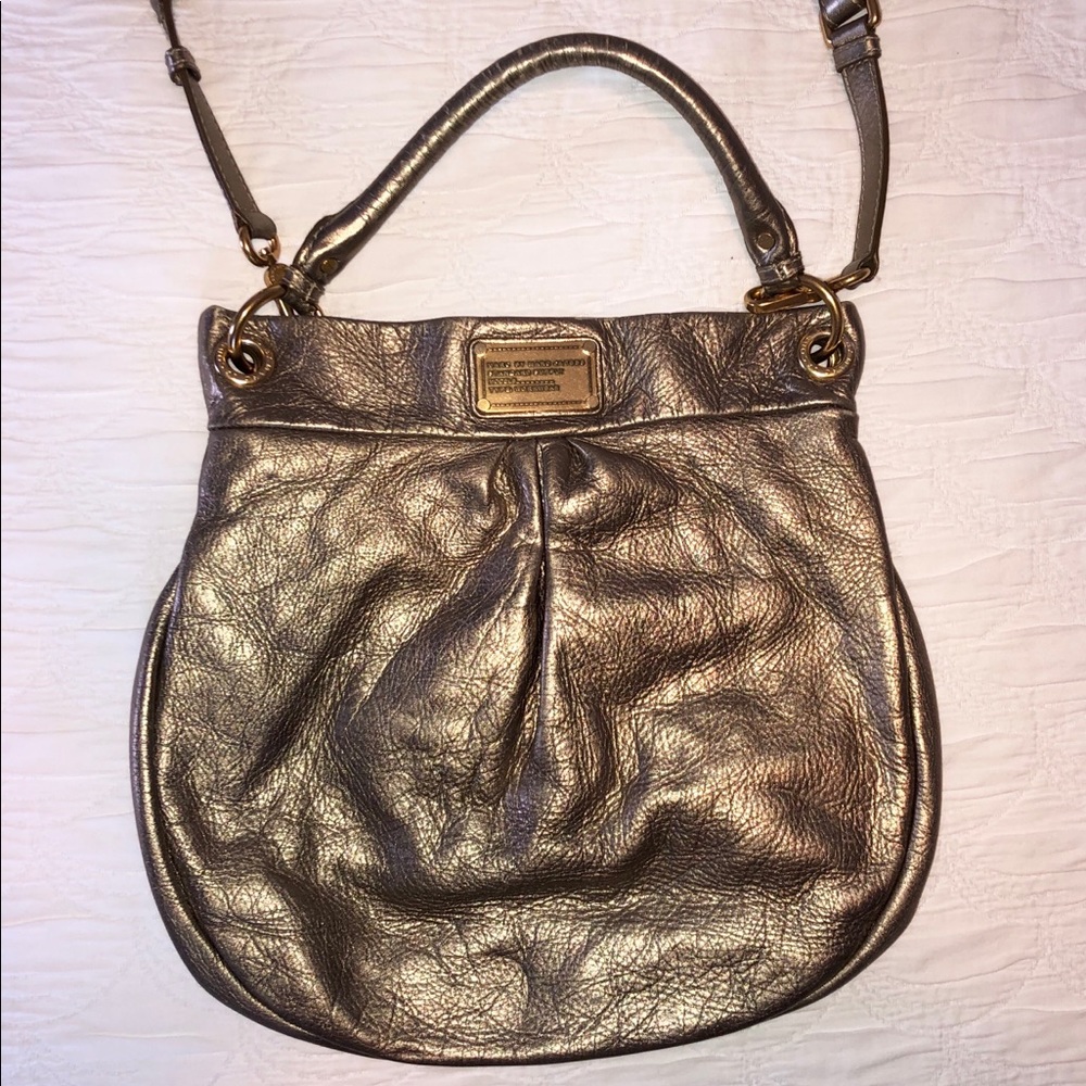 Marc Jacobs Classic Q Hillier Hobo purse in Gold